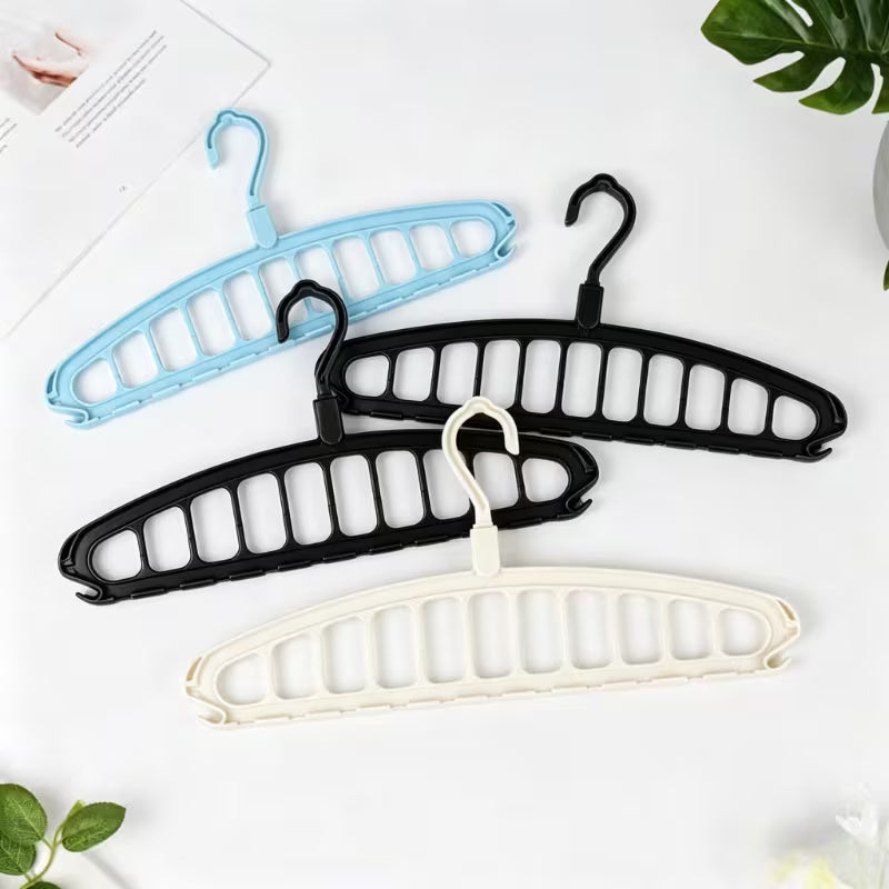 Plastic 11-hole Clothes Hanger Storage Rack